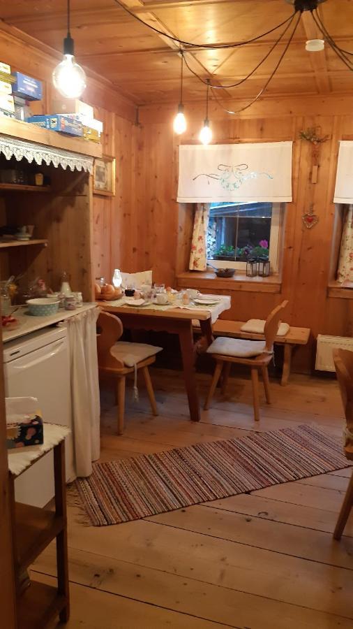 Bed & Breakfast Dolomiti Bey Haus Pinter Assling Buitenkant foto