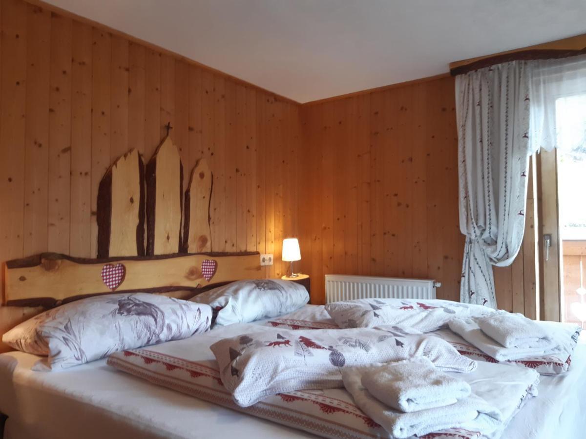 Haus Pinter Bed and Breakfast Assling Buitenkant foto