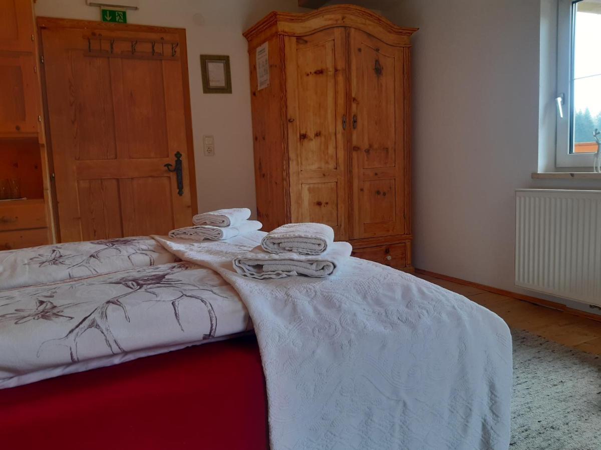 Bed & Breakfast Dolomiti Bey Haus Pinter Assling Buitenkant foto