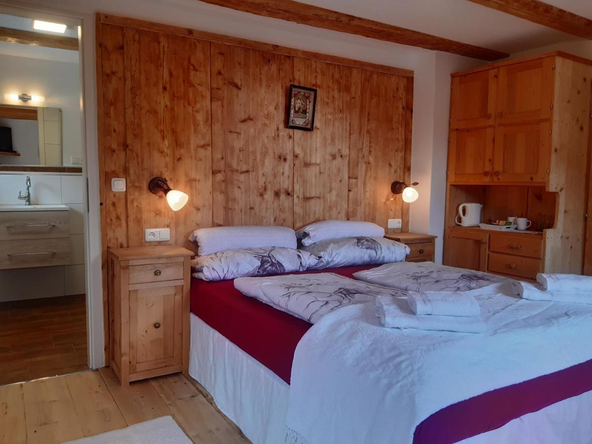 Bed & Breakfast Dolomiti Bey Haus Pinter Assling Buitenkant foto